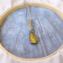 Load image into Gallery viewer, Argentium Silver Labradorite Pendant
